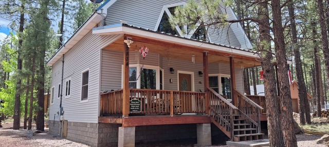 Save the 11% city tax! Homebase for Williams, Grand Canyon, Flagstaff and Sedona in Williams
