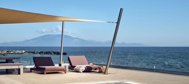 Sea Front LaMer Villa,Luxury Retreat & Heated Pool in Zakynthos