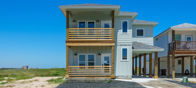 Shared Pool, Shared Hot Tub, Pet Friendly in Port Aransas