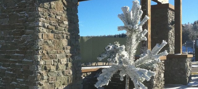 🎿 Ski-InOut Penthouse. Sunrise 🌅 Mtn ⛰️ Views. Snowshoe’s Most Luxurious Lodge 🌅 in Snowshoe