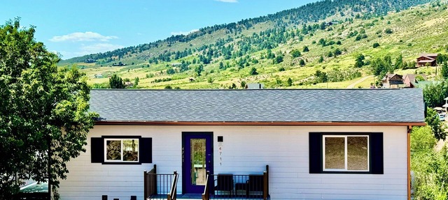 Skyline by the Lake – Fort Collins vacation Home by Horsetooth Reservoir. in Fort Collins