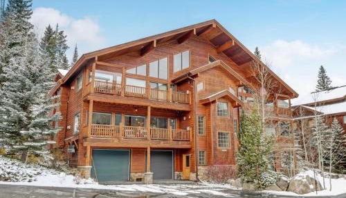 Slopeside Villa 97A I Hot Tub I Great Views I Activity Program in Winter Park