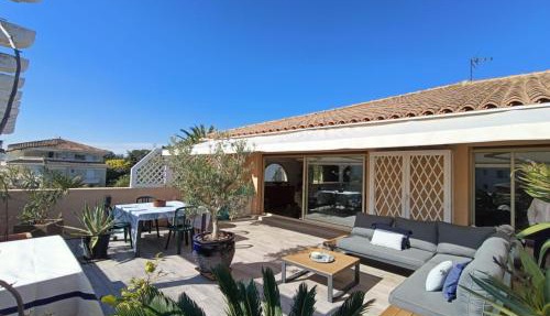 Soleil Soleil, Villa sur le toit grande terrasse in Saint-Raphaël