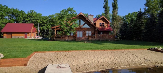 Spacious & Fun Lakefront Gem: Games - Views - Deck in Miltona