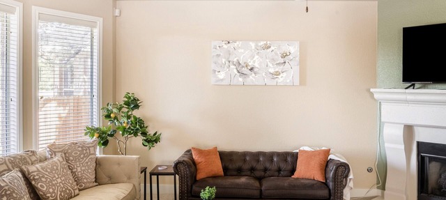 Spacious & peaceful 4-bedroom house in Georgetown with game room in Georgetown