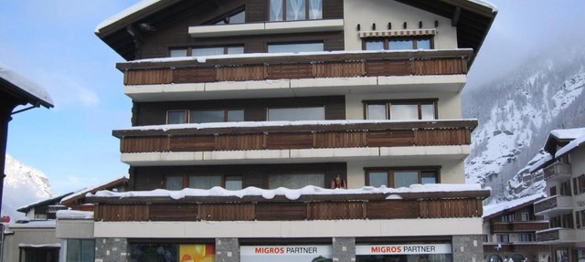 Sportina in Saas-Grund