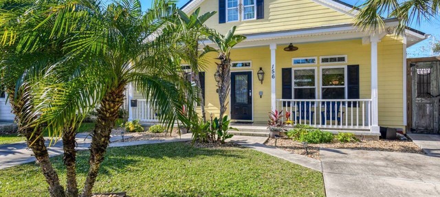 Steps to Shops, Food, and Historic Downtown, Quiet Street, 5 Miles to Beach! $300 in Free Tickets! in St. Augustine