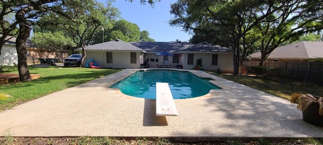 Studio style guest house with Pool! in Georgetown
