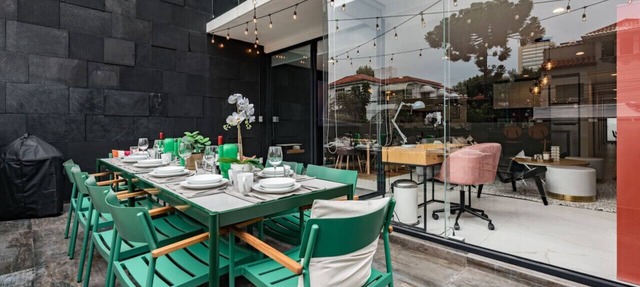 Stylish Polanco Duo Steps from Lincoln Park in Ciudad de México