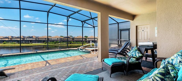 Sunset View, lake view, game room, Windsor at Westside resort, Nr Disney/Golf in Kissimmee