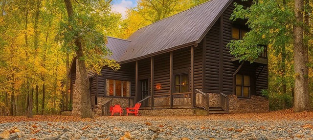 The Great Escape ⭐KIDs FAVE⭐OutdoorPlay⭐PremiumCabin EVCharger/BoatParking/Tub in Broken Bow