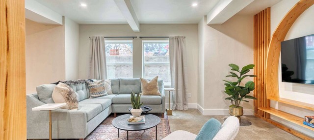 The Spanish Flat 3BR/2BA on Mississippi Ave in Portland