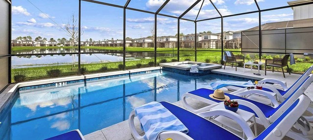 The Sublime | Deluxe home w pool, huge LR/DR, epic theme BR, near top theme park in Orlando