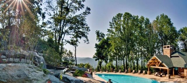 Timbers H-2- Mountain Condo, Echota Gated Resort, Indoor/Outdoor Pools and Hot Tub, Fitness Area... in Boone