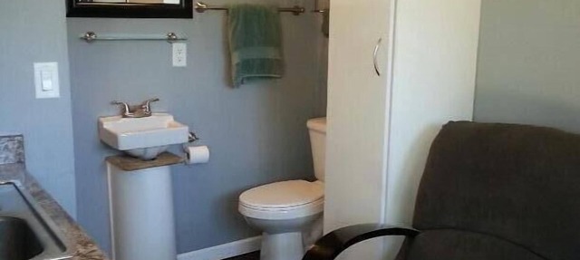 "Tiny Diggs" Is A Very Simple Lifestyle For One! in Jupiter