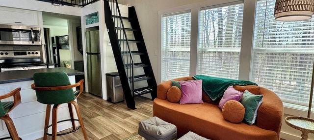 Tiny House minutes from the HEART of MENTONE in Mentone