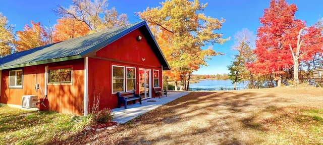 Trails, Firepit, Paddling, Fishing, Beach, Privacy in Parkers Prairie