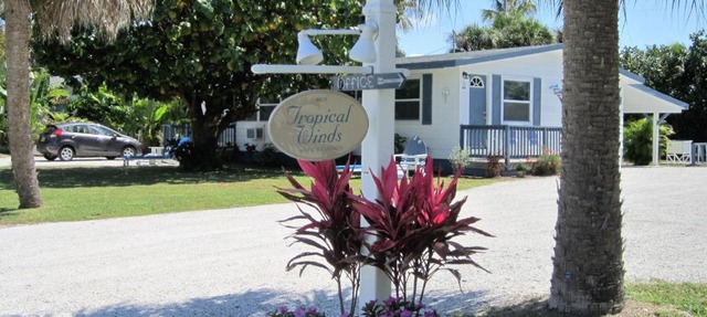 Tropical Winds Beachfront Motel and Cottages in Sanibel