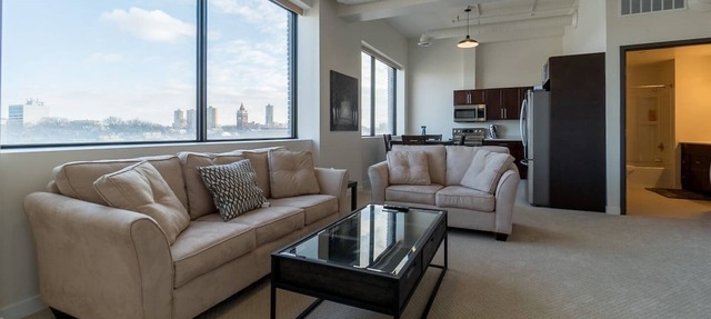 UNIT FIVE Executive Stay Fully Furnished One Bedroom Condo in Winnipeg