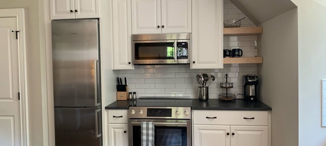Village Studio -Five minute walk to campus: 12 mins. to town in Davidson