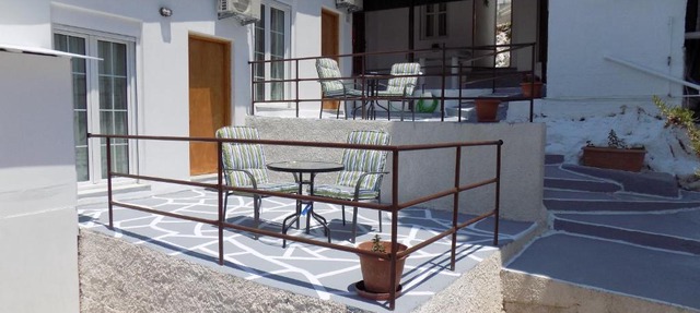 VS studios in Skiathos Town