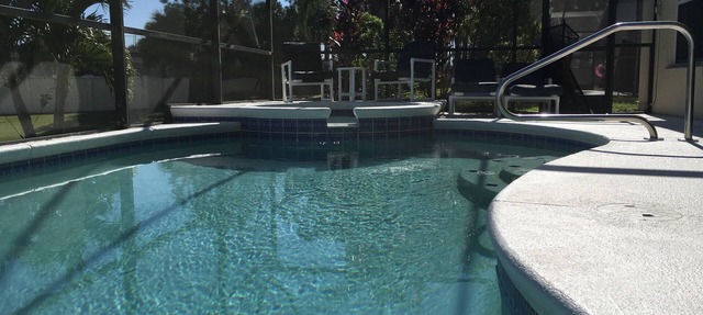 Water View - Pool & Spa - 3.5 miles to Disney - BBQ in Kissimmee