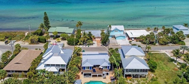 Waterfront -Canal, Heated Pool, Free Golf Cart Pro in Anna Maria