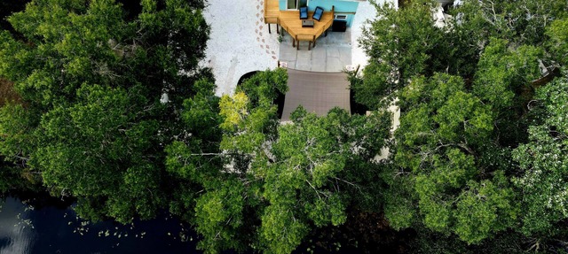Weeki Palace w/Backyard Escape & River Access! in Spring Hill
