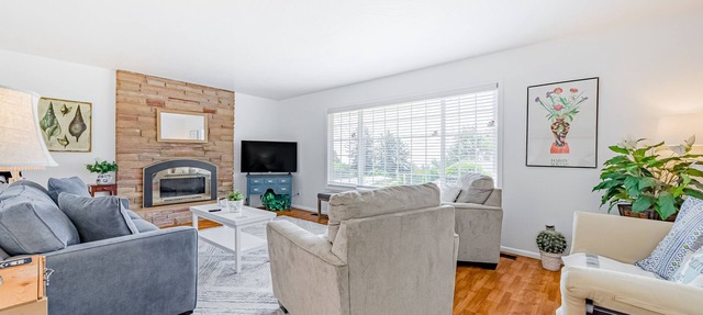 Welcoming beach escape near shopping & dining with fast WiFi, central AC & W/D in Brookings