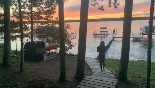 Whitefish Chain Retreat on Big Trout Lake Pontoon in Cross Lake