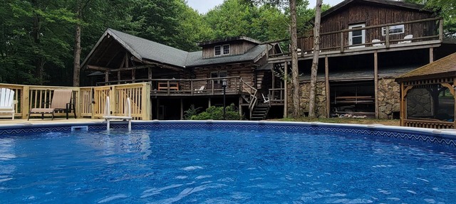 Wingard Lodge - Spacious Cabin Ideal for Celebrations. in Ohiopyle