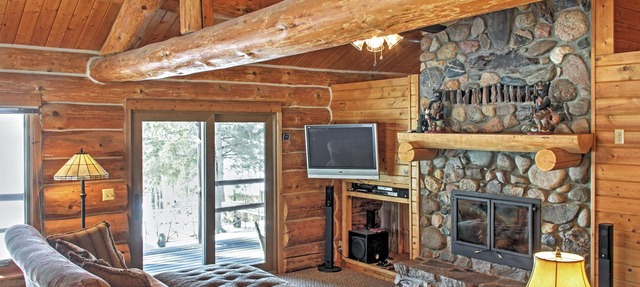 Wonderful Home on Sand Lake w/Expansive Porch! in Spring Lake
