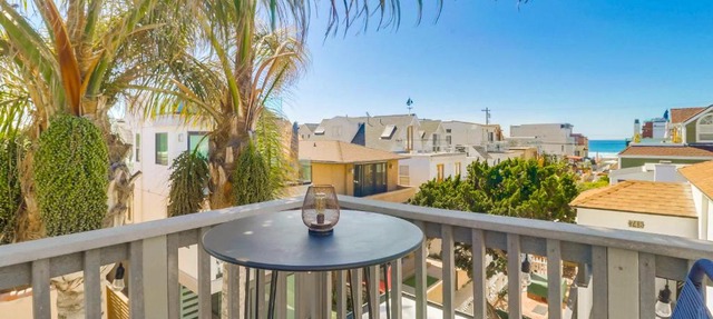 Yarmouth Manor in San Diego