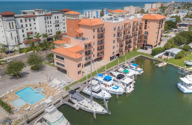 Madeira Bay Resort 