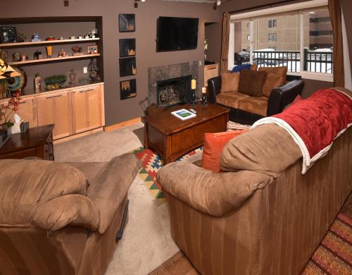 Lion Square Lodge South Vail 