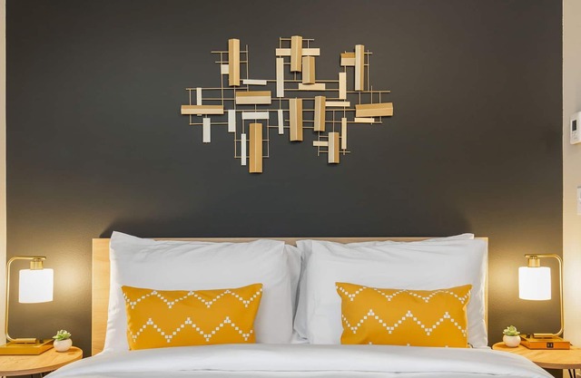 Cap Hill Designer 