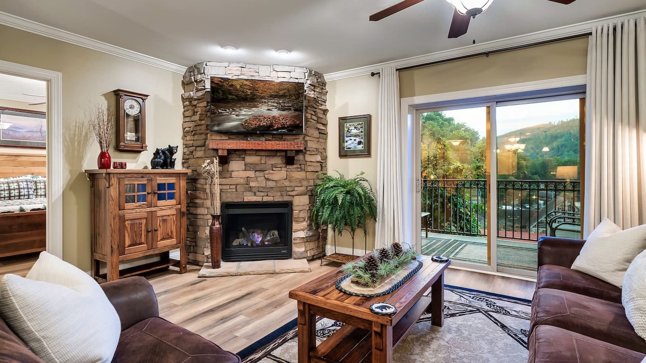 Photo of Livingroom in Gatlinburg