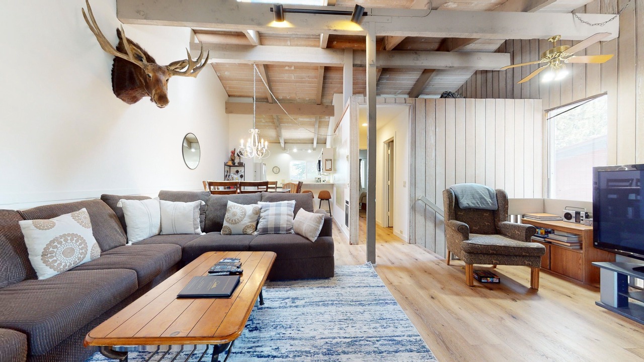 Photo of Bedroom in Mammoth Lakes