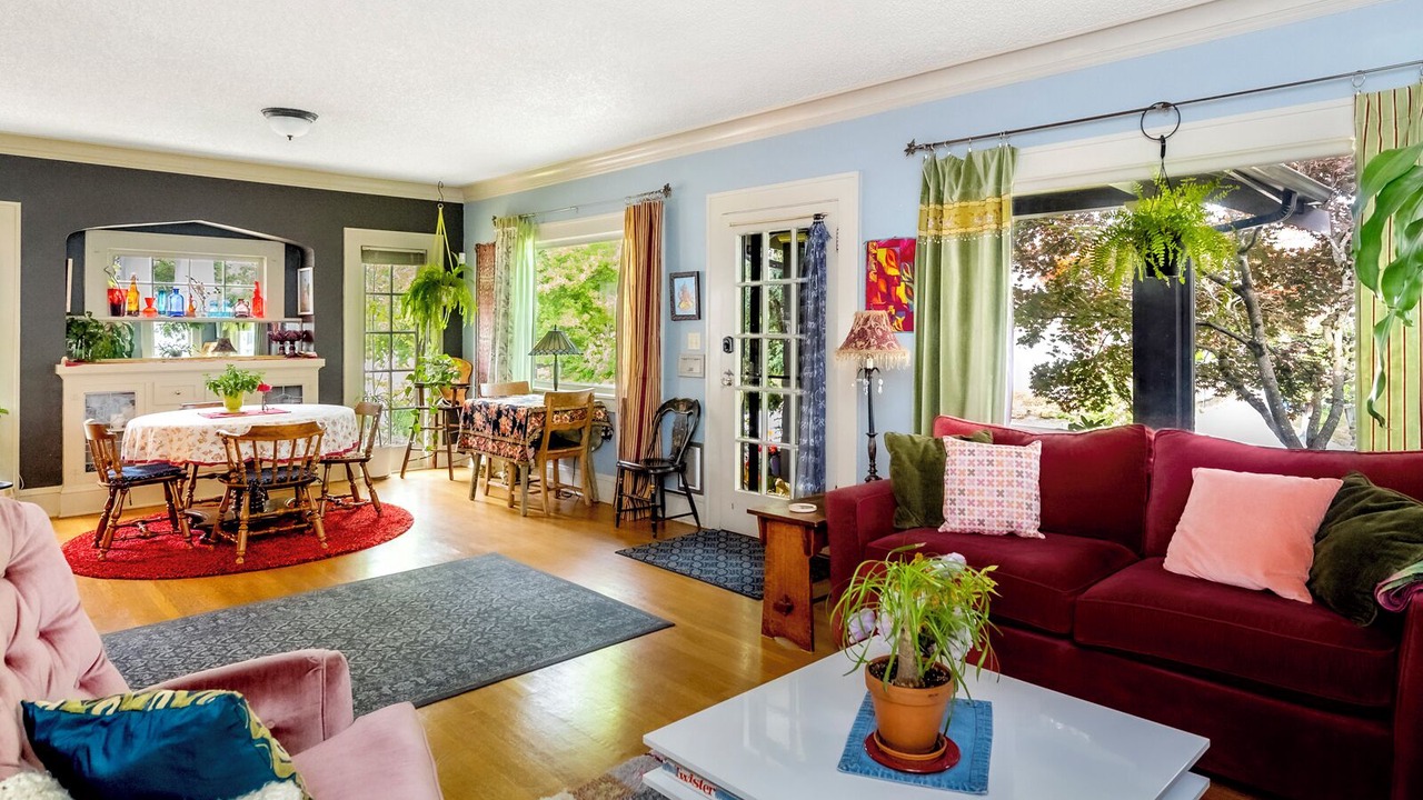 Photo of Livingroom in Roseway
