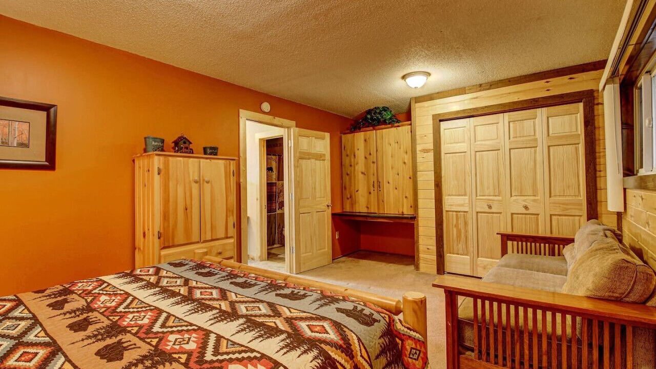Photo of Bedroom in Breezy Point