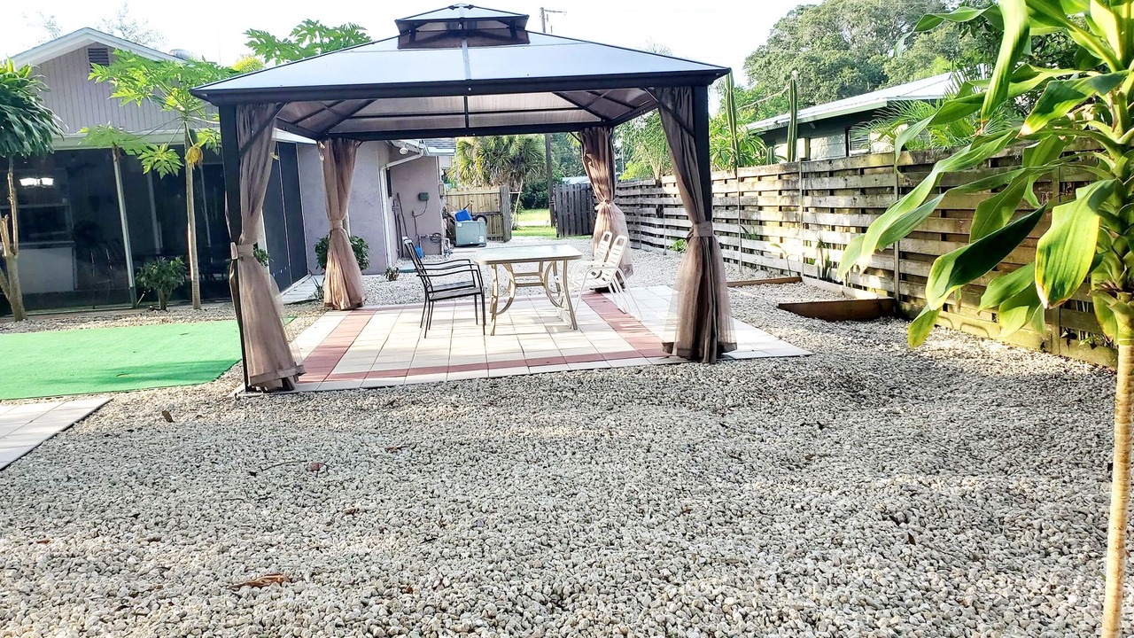 Photo of Outdoor in Bee Ridge