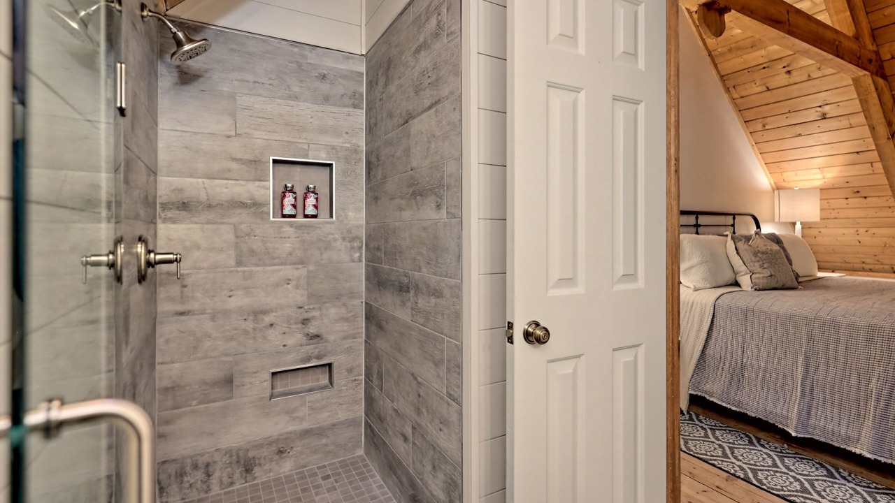 Photo of Bathroom in Tiger