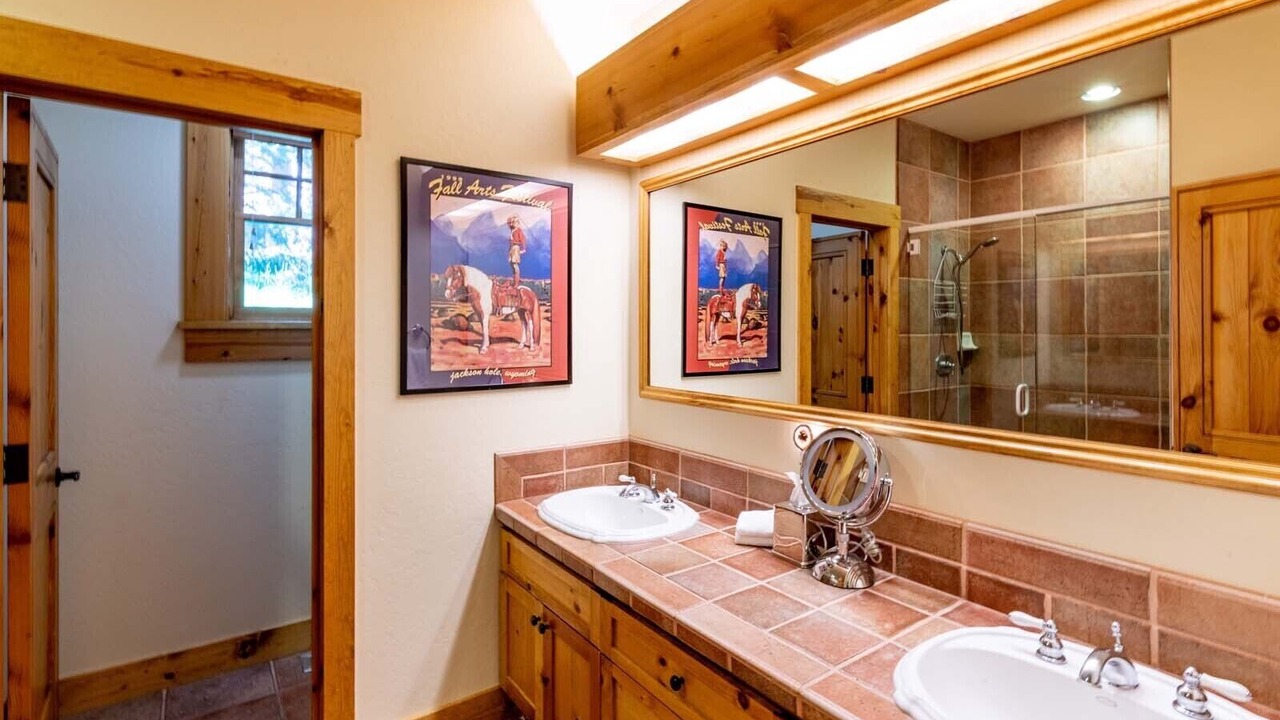 Photo of Bathroom in Granite Ridge