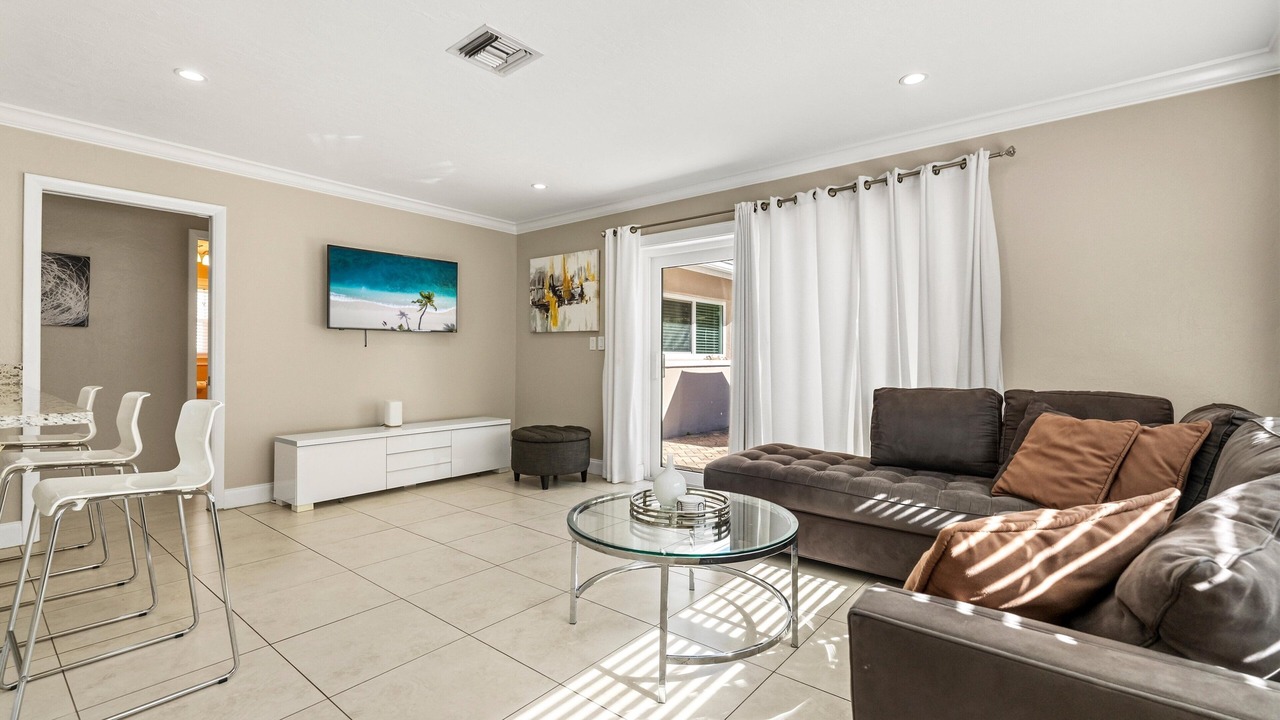 Photo of Livingroom in Naples Park