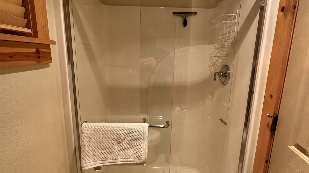 Photo of Bathroom in Sunriver