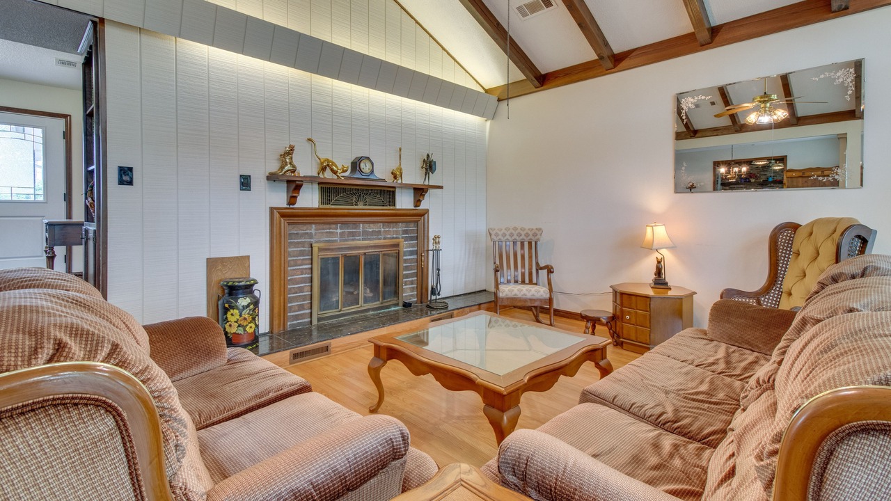 Photo of Livingroom in Gassville