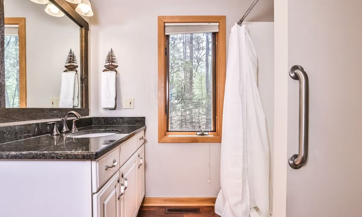 Photo of Bathroom in Eagle River