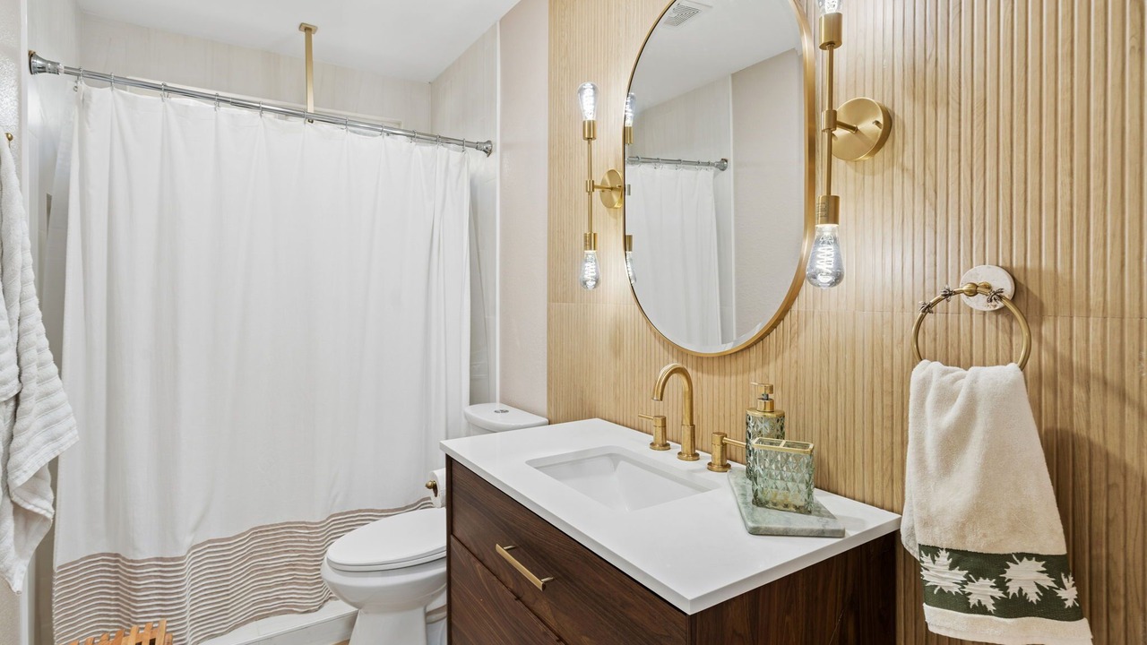 Photo of Bathroom in South Arlington