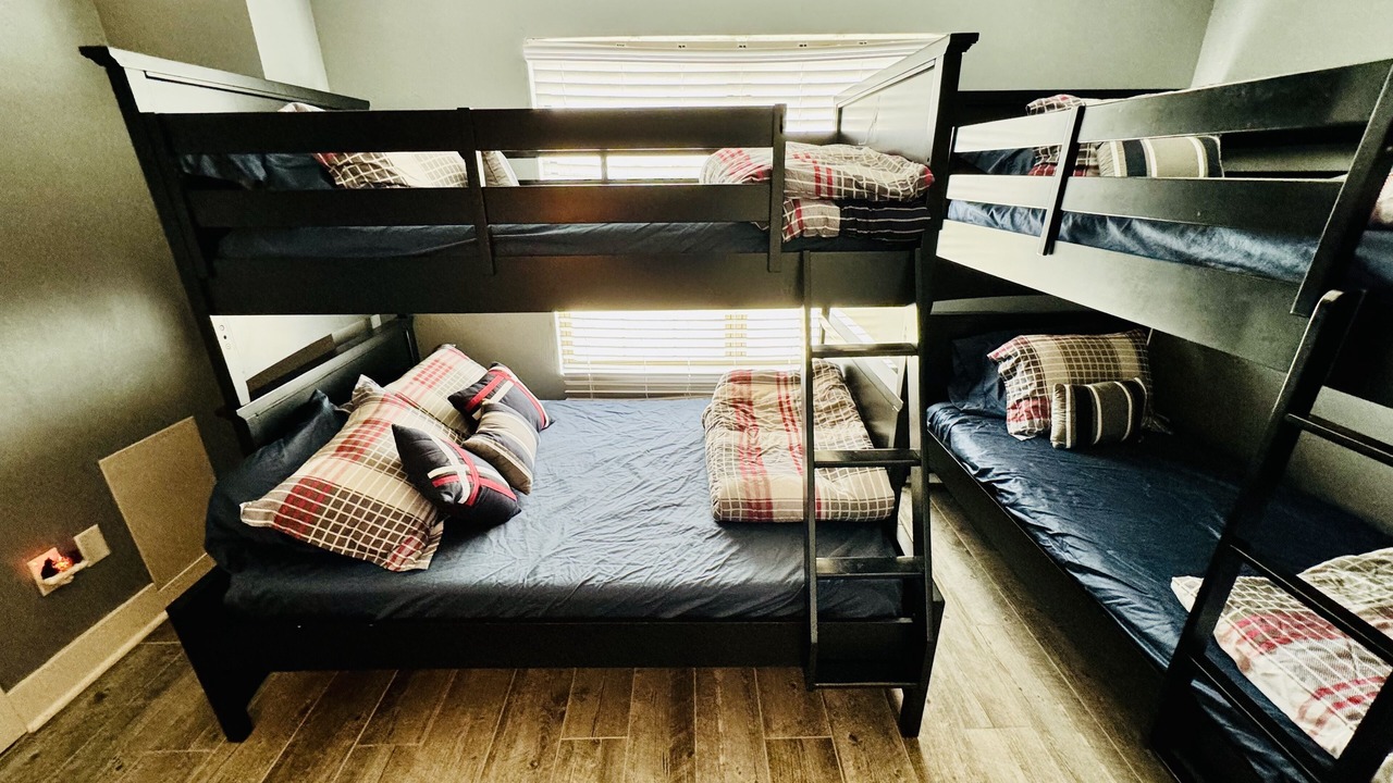 Photo of Bedroom in Seven Springs