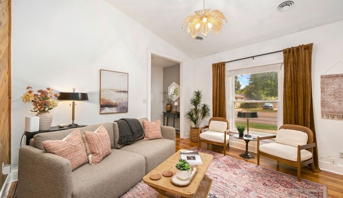 House, Multiple Beds, Patio, Garden View (520 W Oak Street)